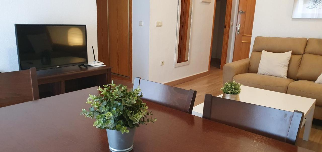 אליקאנטה Apartamentos Plaza מראה חיצוני תמונה