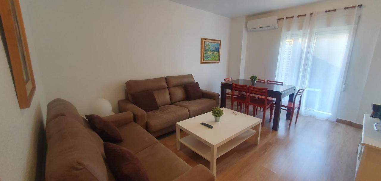 אליקאנטה Apartamentos Plaza מראה חיצוני תמונה