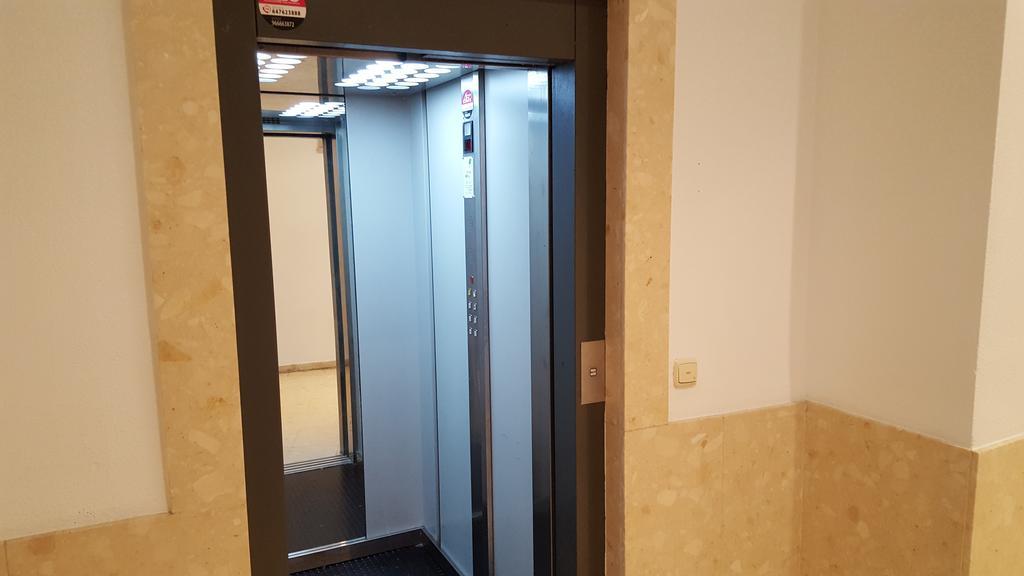 אליקאנטה Apartamentos Plaza מראה חיצוני תמונה